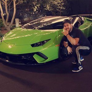 Meet your Posher, Elvis